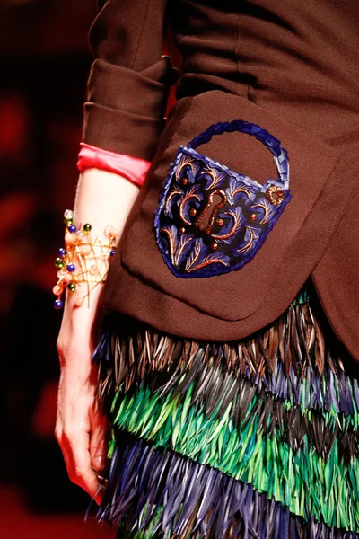 Look 38